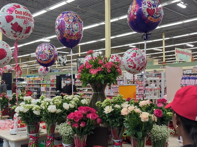 Albertsons Shines with Last-Minute Valentine's Day Gifts